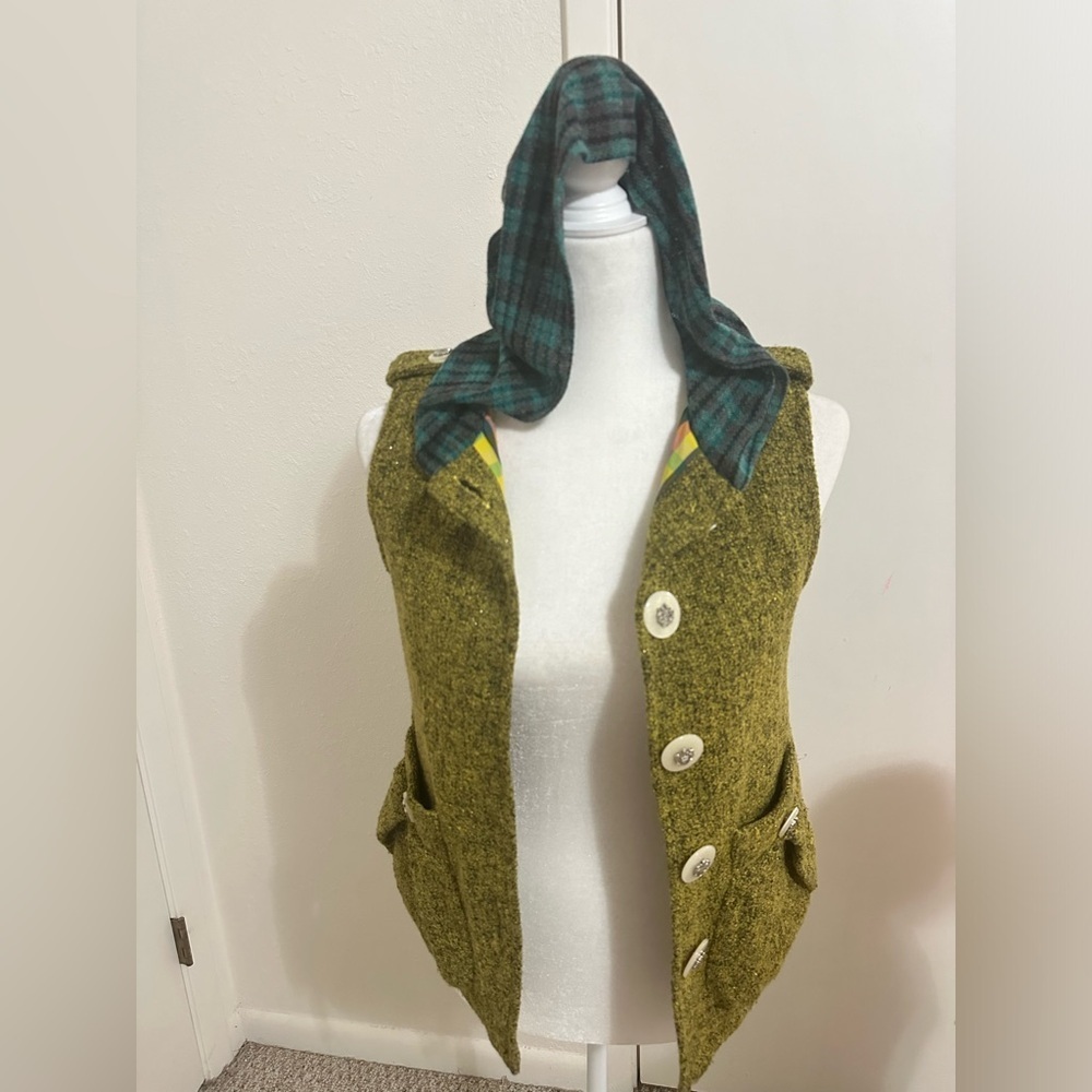 NUVULA Wool Blend Hooded Vest With Buttons size S